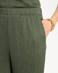 Kelp Forest Petite Travelers™ Crinkle Textured Pants