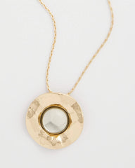 Green Green Gold Short Pendant Necklace