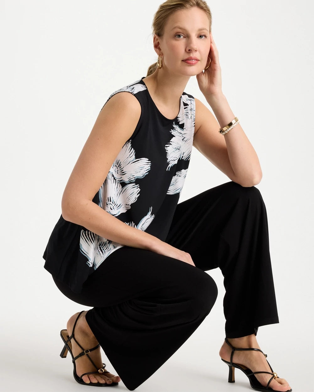 Black Travelers™ Knit Abstract Floral Swing Tank