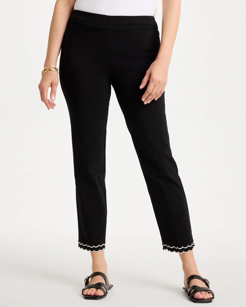 Black Contrast Scallop Brigitte™ Slim Crop Pant