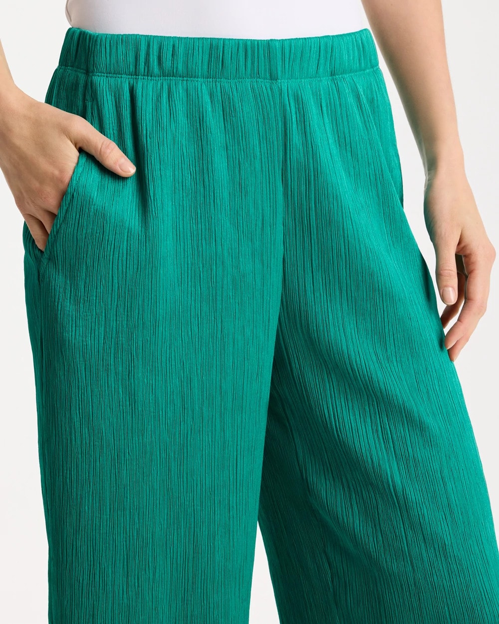 Topanga Green Petite Travelers™ Crinkle Textured Crop Pants