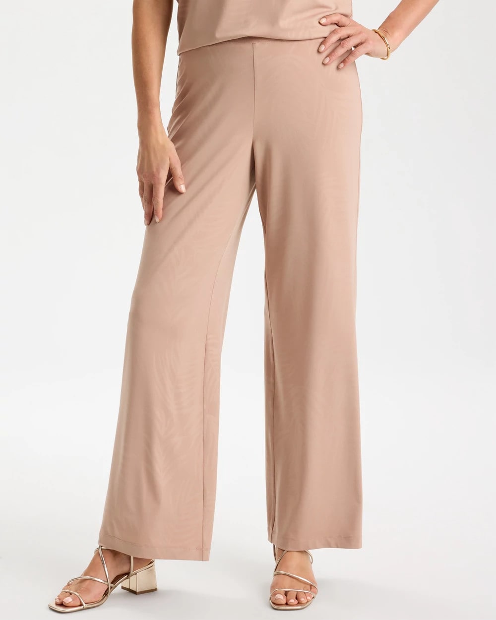 Mocha Mousse Travelers™ Palm Embossed Knit Pants