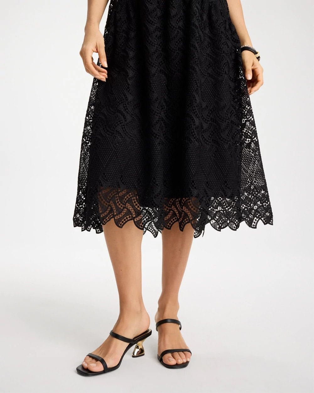 Black Embroidered Lace Sleeveless Dress