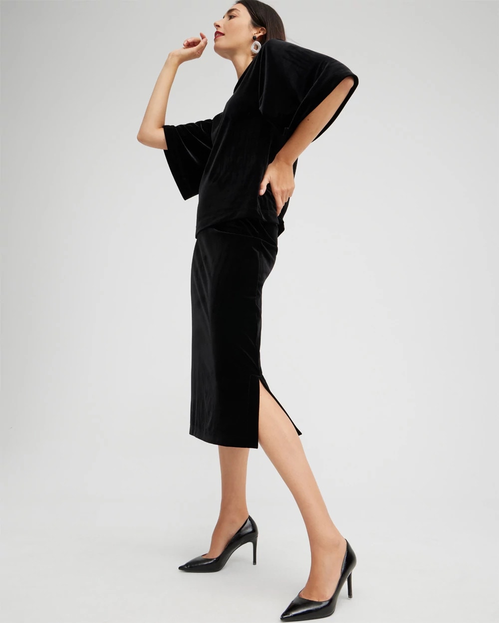 Travelers Black Travelers™ Velvet Midi Skirt