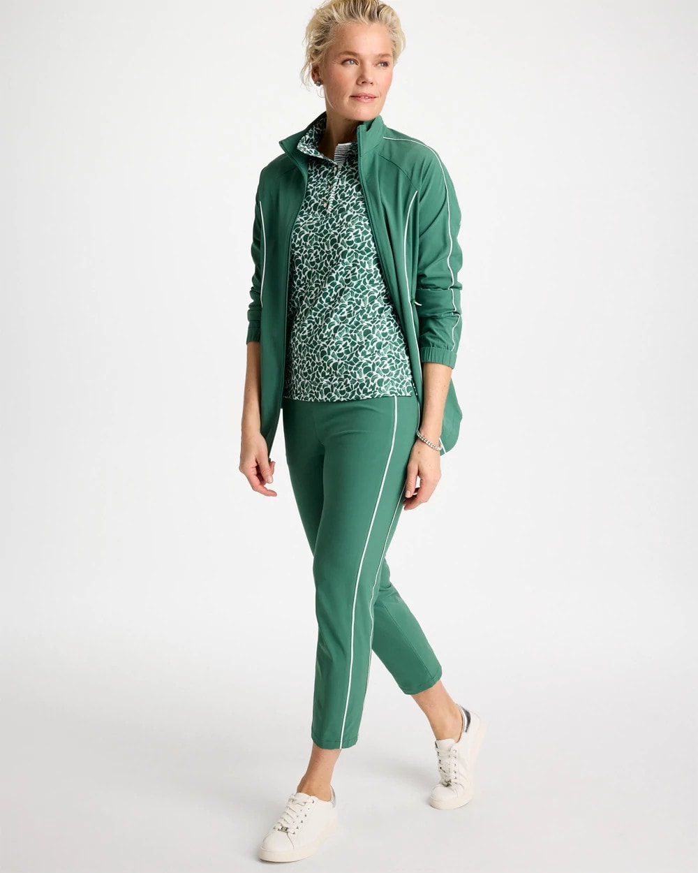 Water Lily Green Zenergy® UPF Paint Snap Mockneck