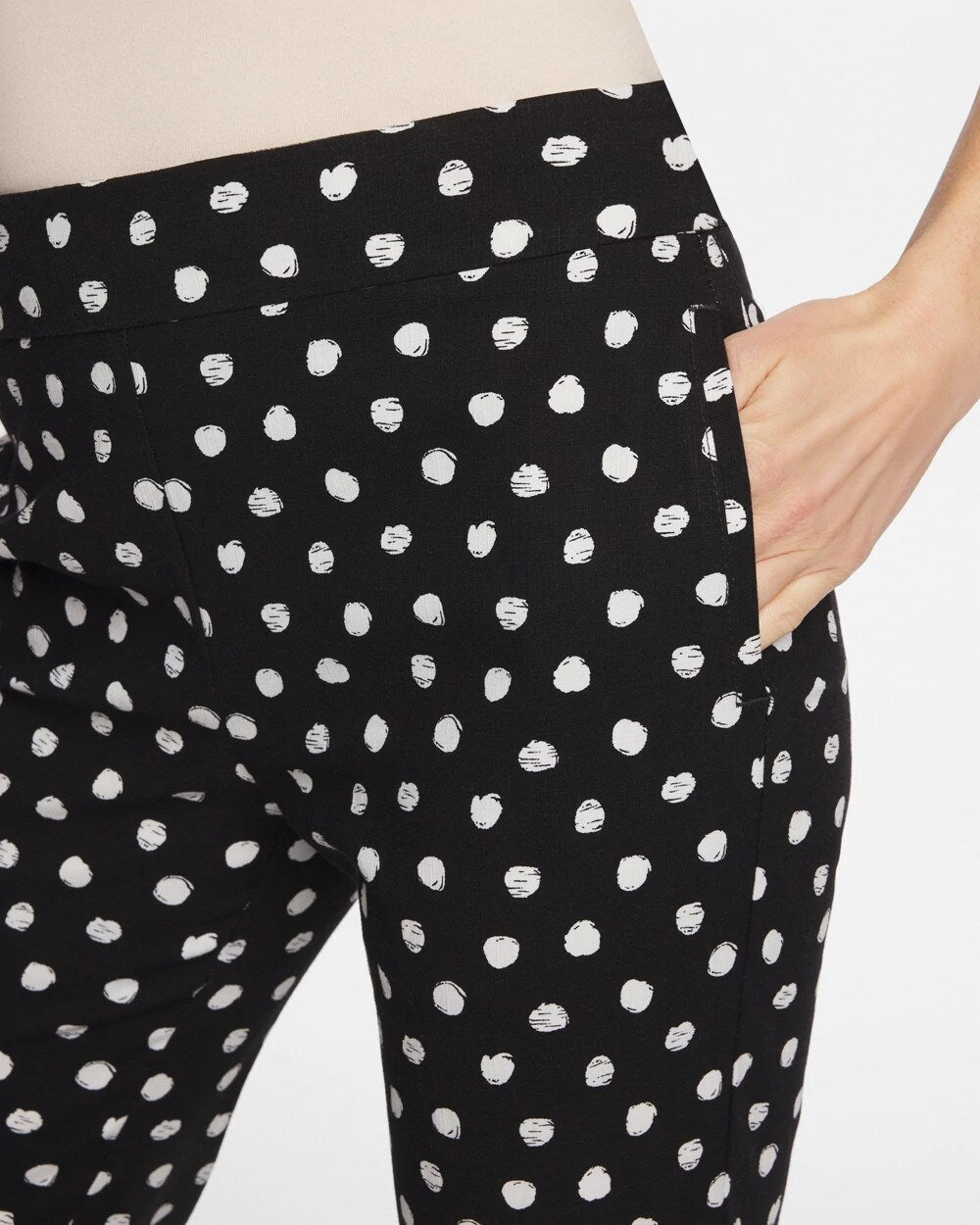 Black Sketch Dot Brigitte™ Straight Crop
