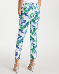 Amparo Blue Brigitte™ Straight Whisp Crop