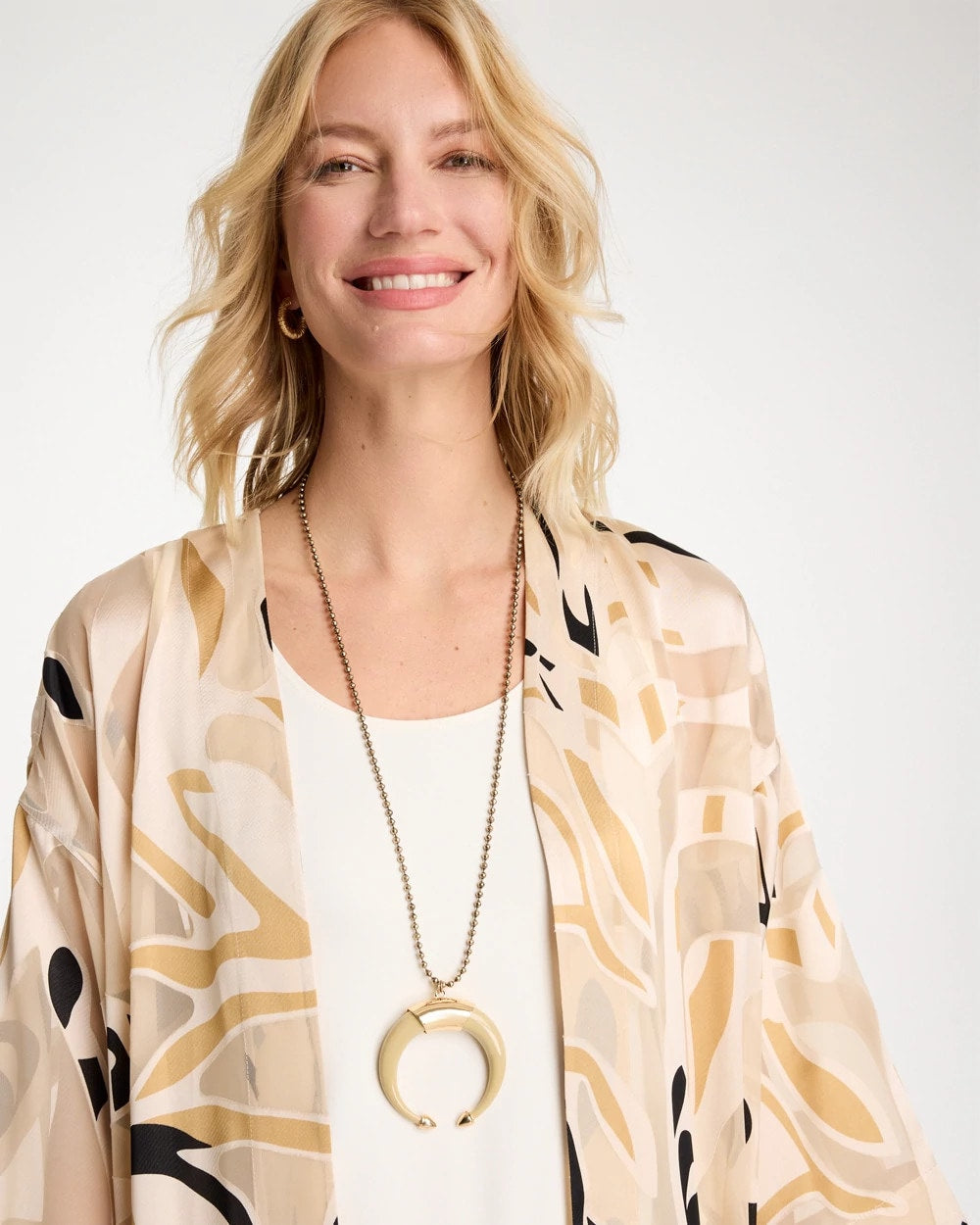 Neutral Long Horn Pendant Necklace