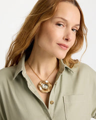 Green Green Gold Short Pendant Necklace