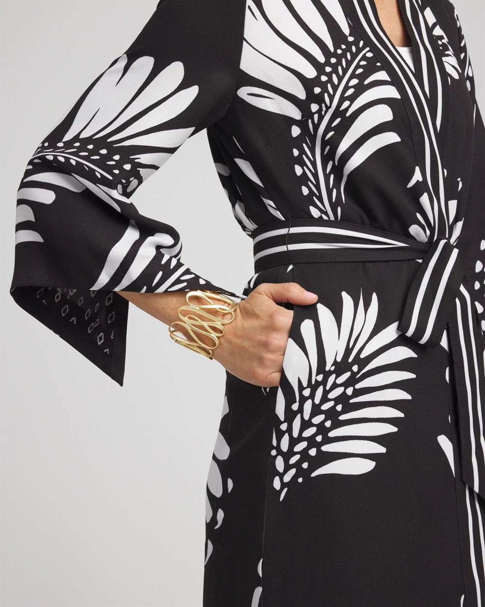 Black Tie-Front Long Kimono