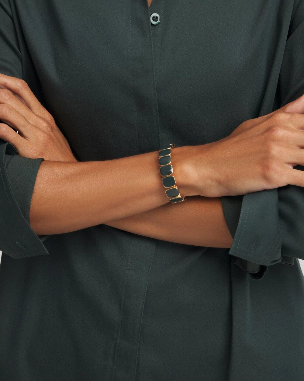 Darkest Spruce Resin Goldtone Square Stretch Bracelet