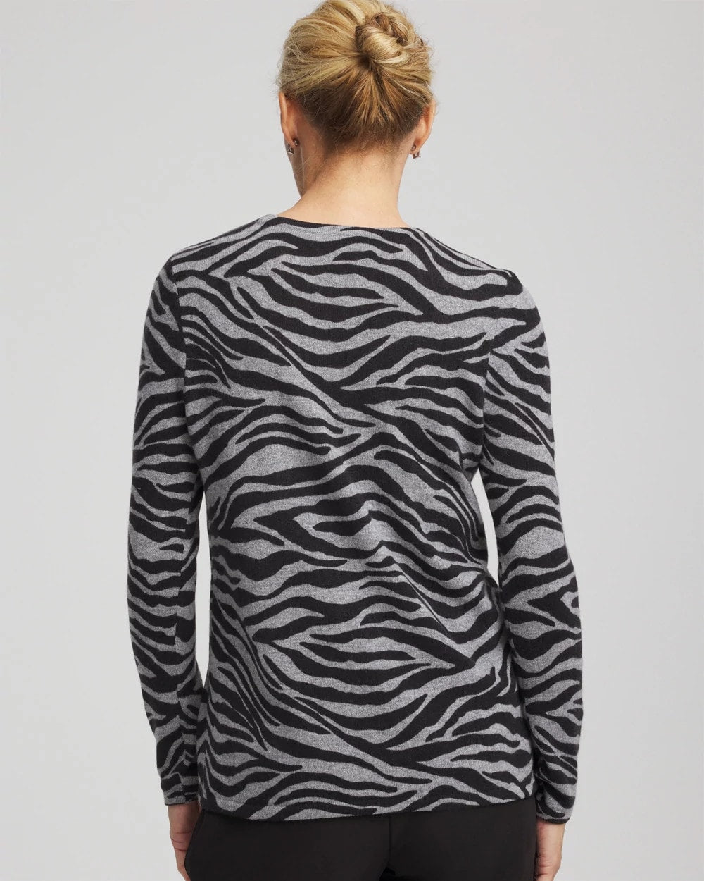 Black Cashmere Zebra Long-Sleeve Pullover Sweater