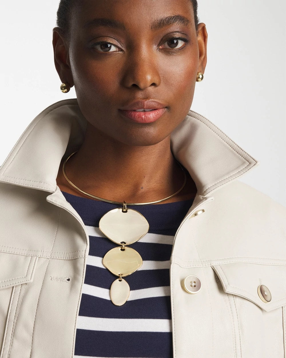 White/Gold Linear Reversible Pendant Necklace